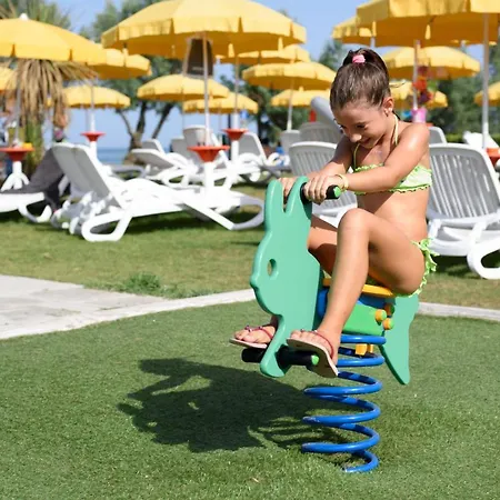 Il Triangolo 4* Roseto Degli Abruzzi