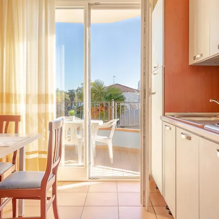 Lägenhetshotell Il Triangolo Roseto Degli Abruzzi