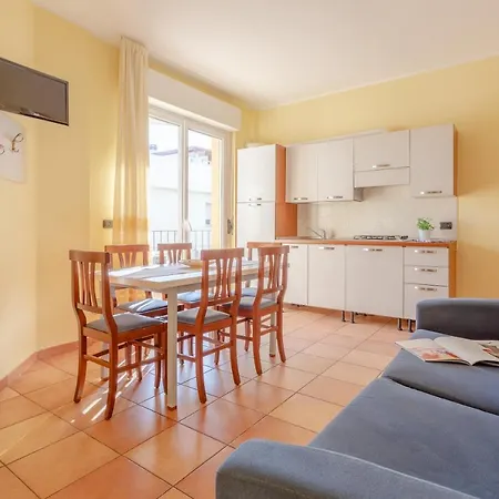 Il Triangolo 4* Roseto degli Abruzzi