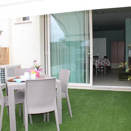 Il Triangolo Apartahotel Roseto Degli Abruzzi