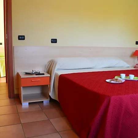 Il Triangolo 3*