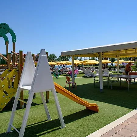 Il Triangolo 4* Roseto Degli Abruzzi