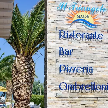 Il Triangolo Roseto Degli Abruzzi