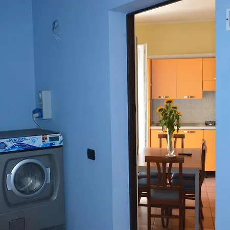 Il Triangolo Lägenhetshotell Roseto Degli Abruzzi