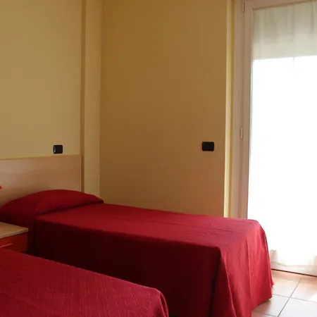 Il Triangolo Lägenhetshotell 4*