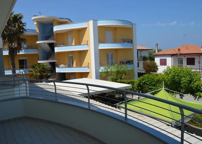 Il Triangolo Aparthotel Roseto Degli Abruzzi