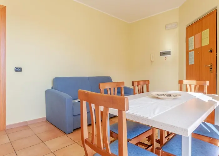 Il Triangolo Aparthotel 4*