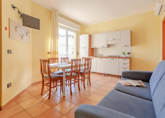 Il Triangolo 4* Roseto Degli Abruzzi