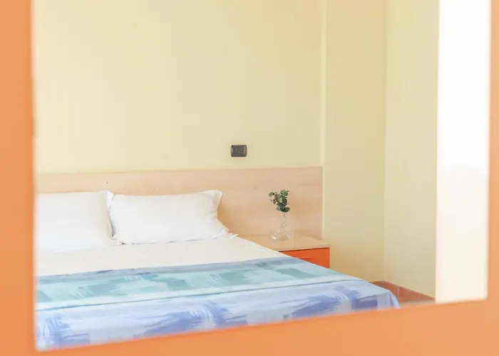 アパートホテル Il Triangolo ロゼート・デッリ・アブルッツィ