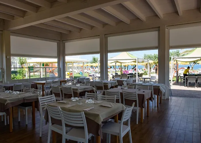 Il Triangolo Aparthotel 4*